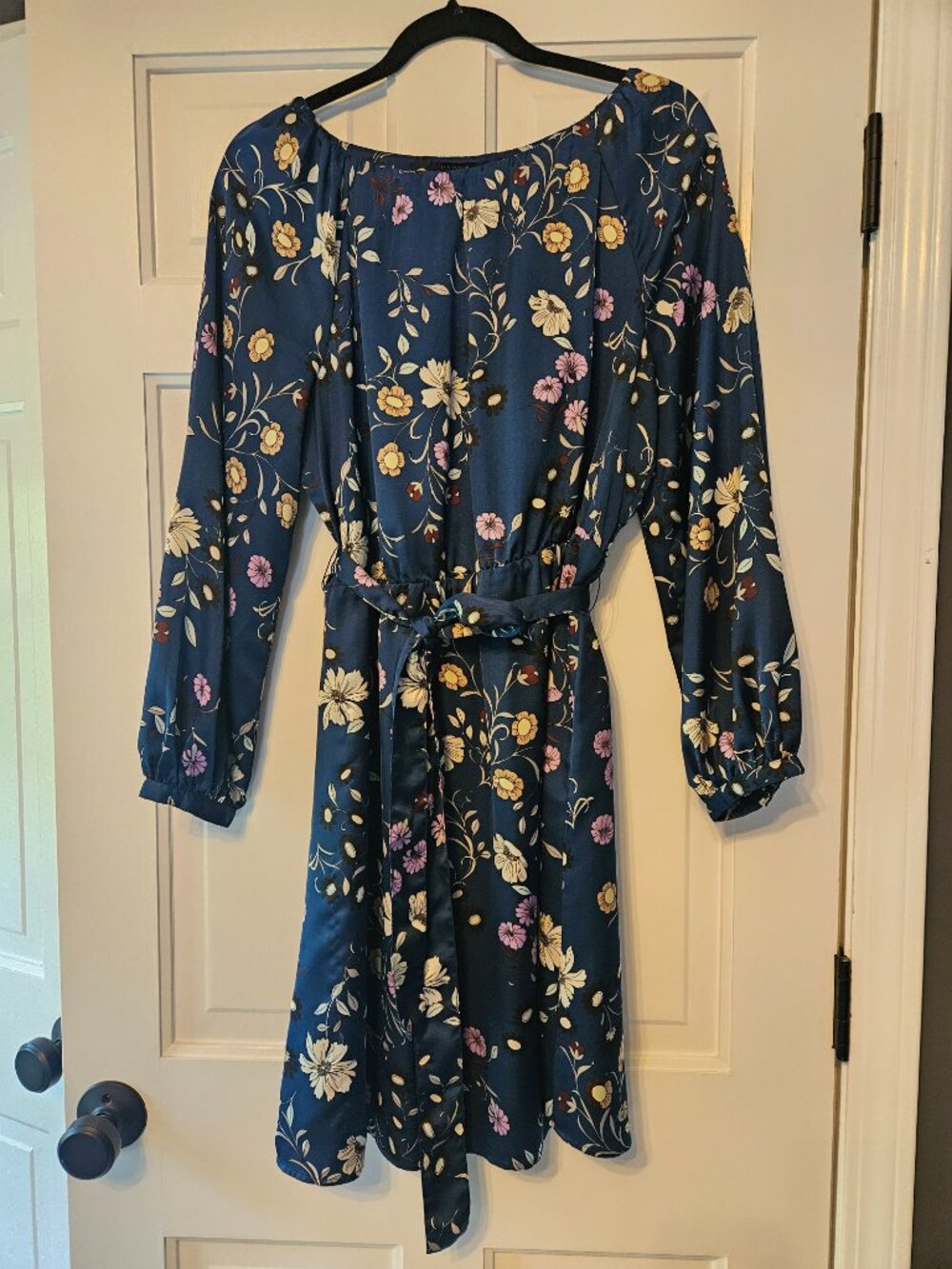 Ann Taylor Navy Satin Floral Mini Dress Medium | Long Sleeve | Cinched Waist